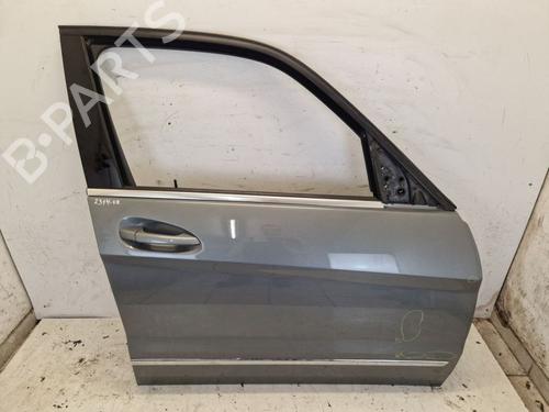 Used Right front door MERCEDES-BENZ GLK-CLASS (X204) 350 4-matic (204.987) (272 hp) 29104121