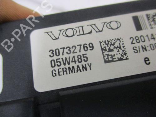 Fuse box VOLVO S60 I (384) 2.5 T AWD | BP37110868E1 - Image 3