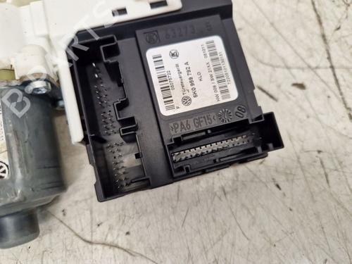 Right front window motor VW GOLF VI (5K1) 1.4 TSI | BP27572443E20