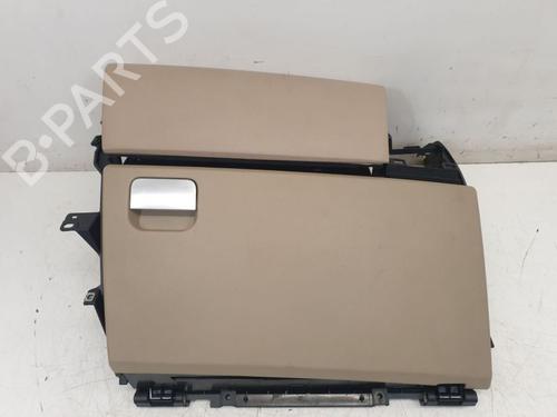 Handskerum Handskerum LAND ROVER RANGE ROVER SPORT I (L320) 3.0 D 4x4 (211 hp) 35778233 35778233