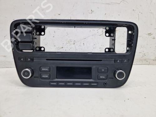 bilradio-seat-mii-kf1-ke1-2011-37135143 main image