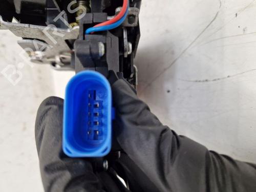 Front left lock VW TOURAN (1T1, 1T2) 1.4 TSI | BP26527373C98 