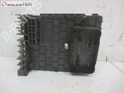 Fuse box VW PASSAT B7 (362) 2.0 TDI | BP37108198E1 - Image 2