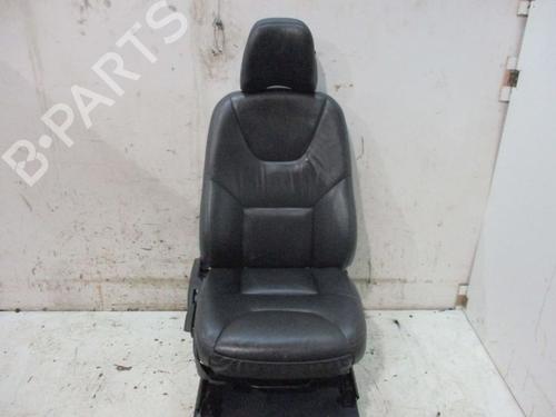 Used Right front seat Right front seat VOLVO V70 II (285) D5 AWD (185 hp) 29090878 29090878