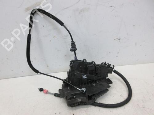 front-right-lock-mercedes-benz-eqs-v297-2021-37130838 main image
