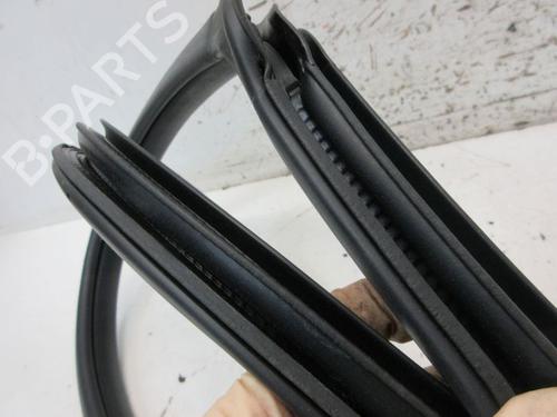 Rubber door seal SUBARU IMPREZA Hatchback (GR, GH, G3) 2.0 D AWD | BP19297898C142 