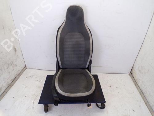 Used Right front seat RENAULT TWINGO III (BCM_, BCA_) 1.0 SCe 70 (71 hp) 18801416