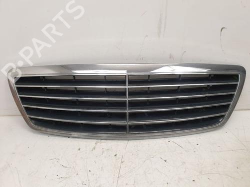 Grelha Grelha MERCEDES-BENZ S-CLASS (W220, V220) S 320 CDI (220.025, 220.125) (204 hp) 33907612 33907612