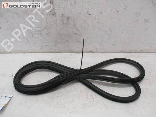 Used Rubber door seal AUDI A4 B8 (8K2) 1.8 TFSI (160 hp) 13758954