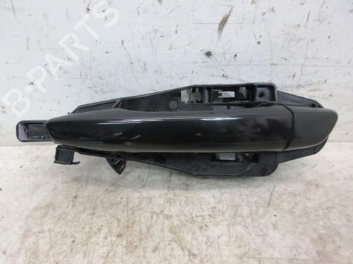 Poignée extérieure arrière gauche CITROËN C4 CACTUS 1.2 VTi 82 (82 hp) 30668513