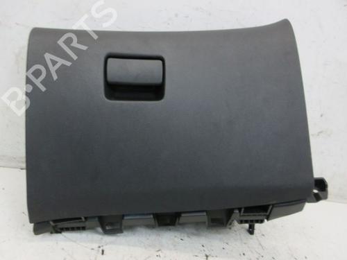 Used Glove box Glove box 37128136 37128136