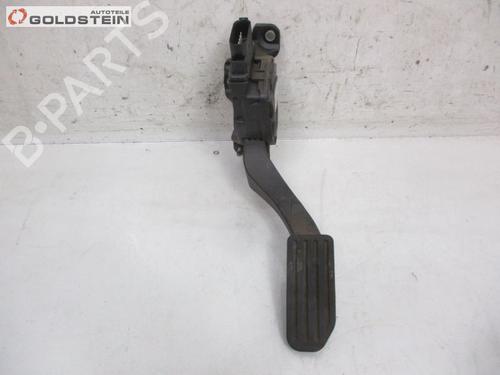 Used Pedal VOLVO V70 III (135) D5 (185 hp) 18759061