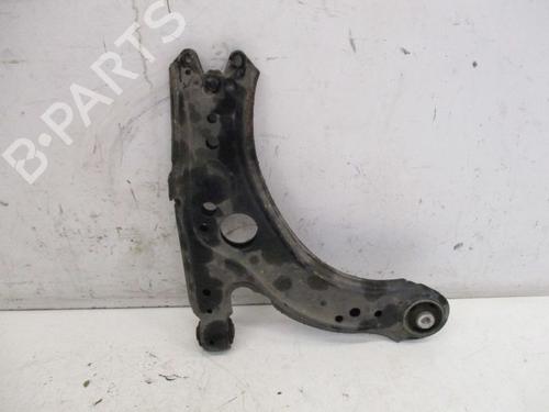 Used Right front suspension arm VW NEW BEETLE (9C1, 1C1) 2.0 (115 hp) 19291682