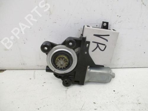 Fensterhebermotor vorne rechts für FORD C-MAX (DM2) 1.6 TDCi (109 hp) 29085974