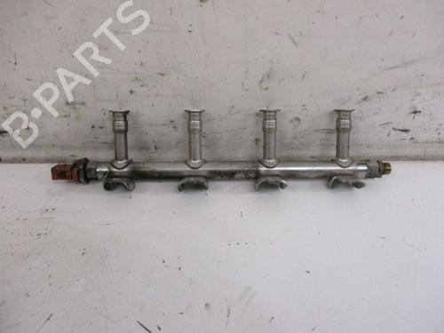 Used Injection rail VW GOLF VI (5K1) 1.2 TSI (105 hp) 18798267