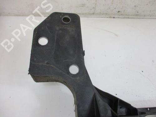 Crossmember RENAULT CLIO III (BR0/1, CR0/1) 1.2 16V (BR02, BR0J, BR11, CR02, CR0J, CR11) | BP18798946C162 