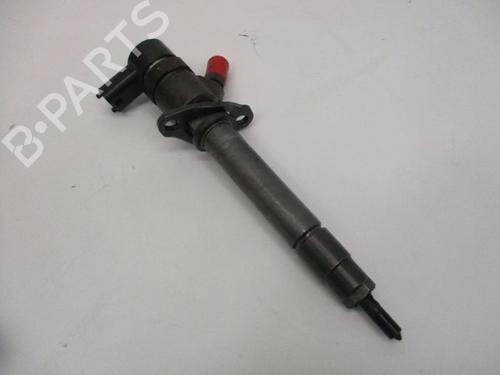 Used Injector VOLVO V70 II (285) 2.4 D (131 hp) 18804426