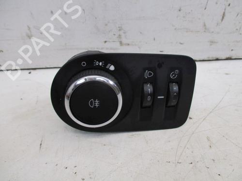 Used Headlight switch OPEL CORSA E (X15) 1.3 CDTI (08, 68) (75 hp) 29088168