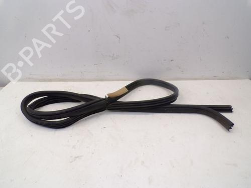 Used Rubber door seal CHRYSLER GRAND VOYAGER V (RT) 3.6 (283 hp) 29097458