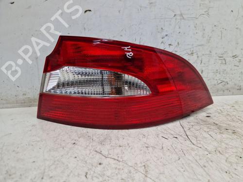 Right taillight SKODA SUPERB II (3T4) 2.0 TDI | BP27362419C35 