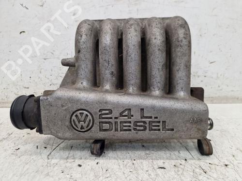 Intake manifold VW TRANSPORTER T4 Bus (70B, 70C, 7DB, 7DK, 70J, 70K, 7DC, 7DJ) 2.4 D | BP28104775M70 