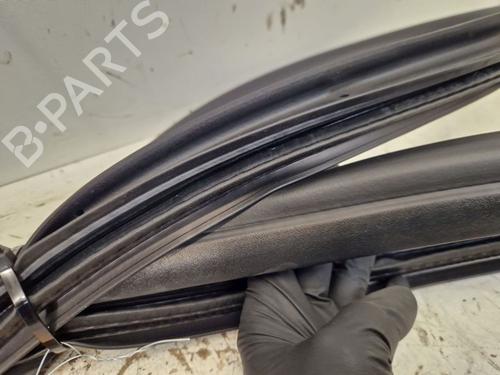 Rubber door seal MITSUBISHI COLT VII Hatchback (VB_) 1.0 MPi (VBXG0) | BP29523788C142 