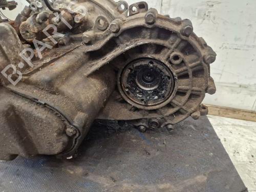 Gearkasse VW TRANSPORTER T4 Bus (70B, 70C, 7DB, 7DK, 70J, 70K, 7DC, 7DJ) 2.4 D | BP28085643M3 