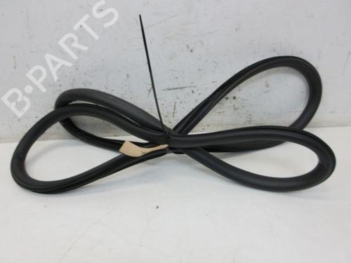 Used Rubber door seal OPEL INSIGNIA A Sports Tourer (G09) 2.0 CDTI (35) (160 hp) 29096608