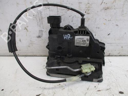 Højre bagtil lås Højre bagtil lås OPEL CORSA D (S07) 1.4 (L08, L68) (90 hp) 37125253 37125253