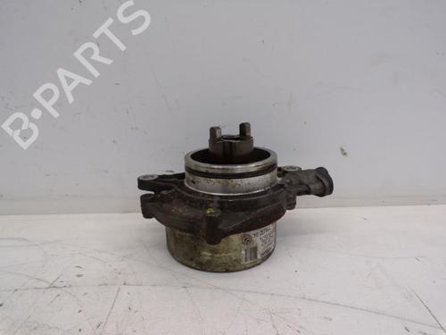 Used Vacuum pump BMW 5 Touring (E61) 525 d (177 hp) 29094337