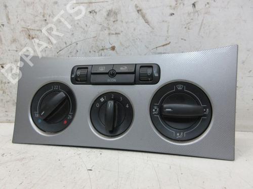 climate-control-vw-passat-b6-3c2-2005-2006-2007-2008-2009-2010-2011-37122604 main image