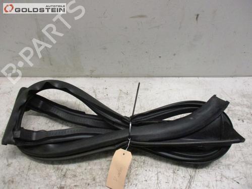 Used Rubber door seal VOLVO C70 II Convertible (542) T5 (220 hp) 15112435