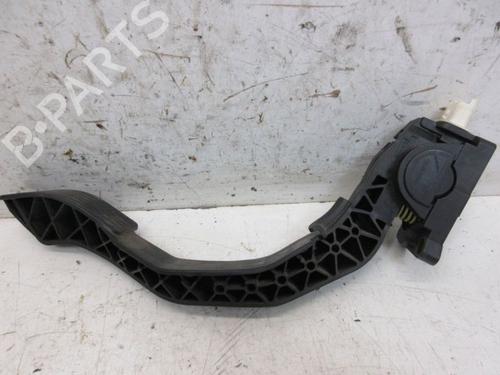 Used Pedal PEUGEOT 1007 (KM_) 1.4 (75 hp) 19290077