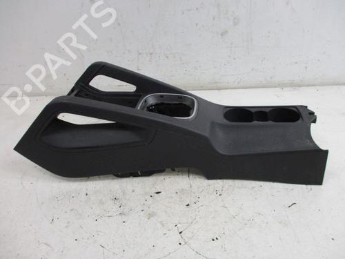 Middle console VW GOLF V (1K1) 1.4 16V | BP19147661I22 