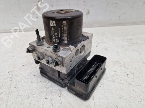 Used Electronic module Electronic module VW SCIROCCO III (137, 138) 1.4 TSI (160 hp) 35778229 35778229