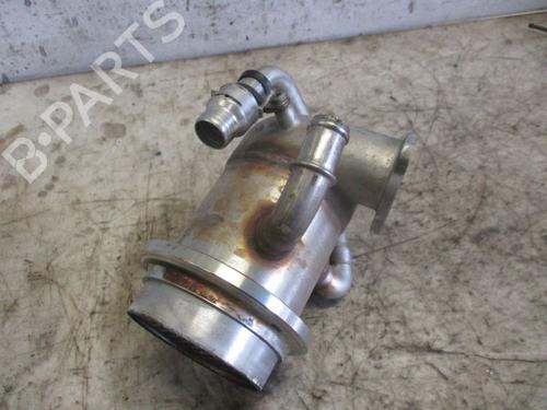 Used Water radiator Water radiator AUDI A1 Sportback (8XA, 8XF) 1.6 TDI (115 hp) 25825842 25825842
