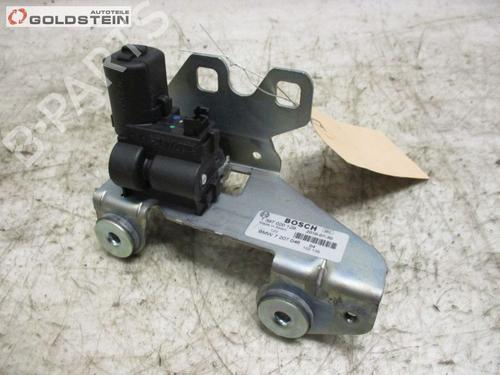 Used Tailgate lock BMW 5 Touring (F11) 520 d (184 hp) 13760010
