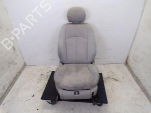 Used Right front seat MERCEDES-BENZ E-CLASS T-Model (S211) E 220 T CDI (211.208) (170 hp) 18803097