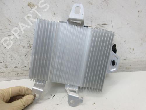 Electronic module TESLA MODEL Y (5YJY) EV Performance All-wheel Drive | BP38505926M83 - Image 3
