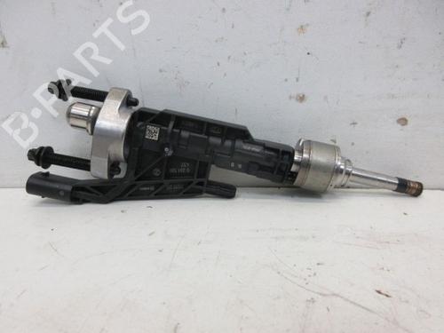 Used Injector BMW 5 (G30, F90) 520 i (184 hp) 29098573