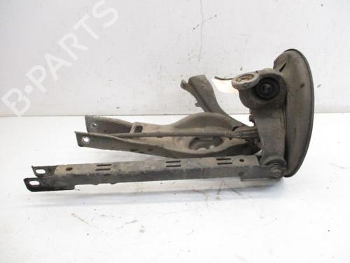 Højre hjullejehus spindel VOLVO V70 II (285) 2.4 | BP28174647M28 