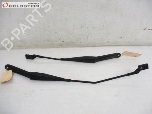 Used Front windshield wiper arm FORD FIESTA VI (CB1, CCN) 1.25 (82 hp) 25224207