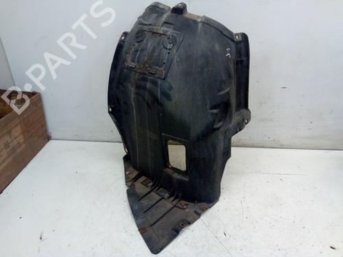 Used Wheel arch BMW 3 Touring (E91) 330 i (272 hp) 25602410