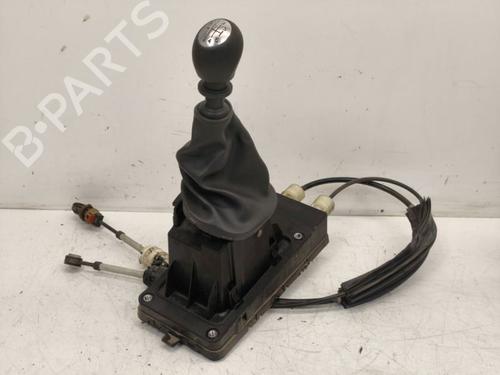 Used Shift knob Shift knob DACIA DUSTER (HS_) 1.5 dCi (HSMC) (107 hp) 40069259 40069259