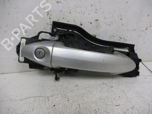Used Front left exterior door handle Front left exterior door handle 38291477 38291477