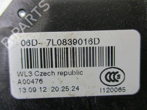 Rear right lock SKODA OCTAVIA II (1Z3) 1.6 | BP18798055C99 