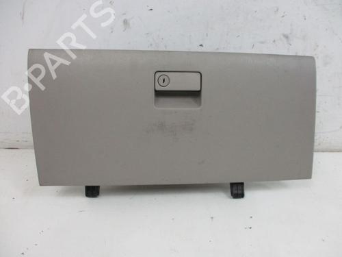 Used Glove box Glove box 37111771 37111771