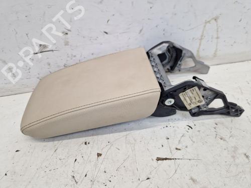 Used Armrest / Center console Armrest / Center console VW JETTA IV (162, 163, AV3, AV2) 1.4 TSI (150 hp) 40170617 40170617