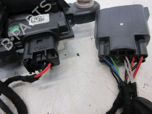 Rear right exterior door handle LAND ROVER RANGE ROVER VELAR (L560) 2.0 D180 TD4 4x4 | BP21824879C130 