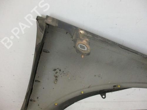 Left front fenders LAND ROVER DISCOVERY III (L319) 2.7 TD 4x4 | BP18795742C41
